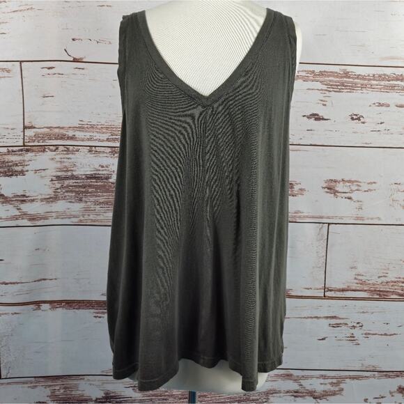 Caslon V-Neck Tank Green Size 1X - Picture 1 of 6